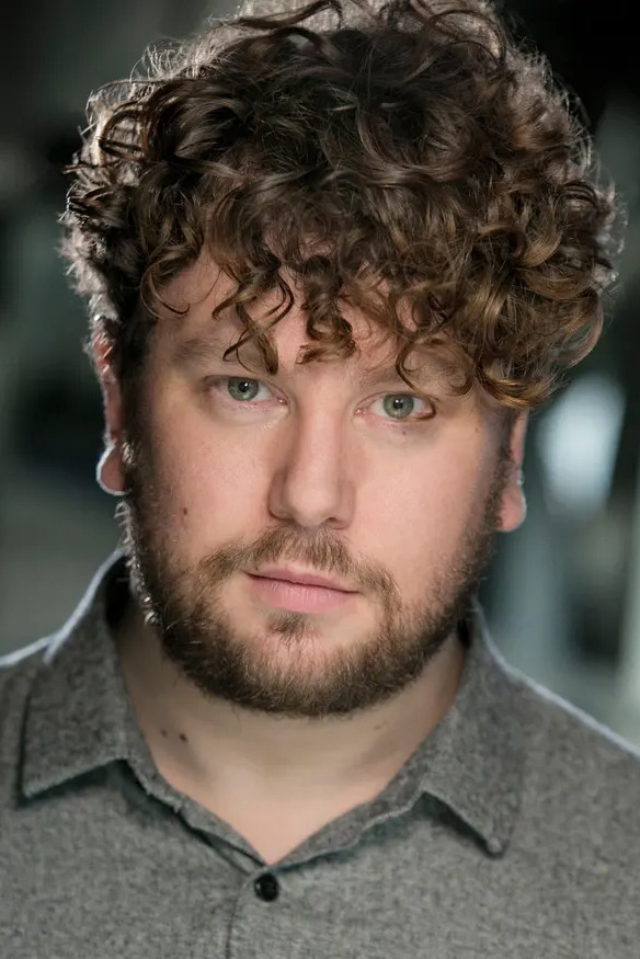 Ryan Pidgen backdrop