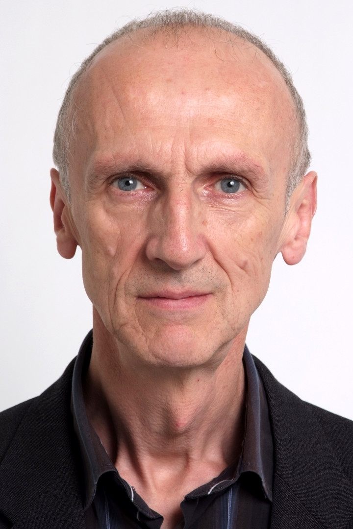 Ian Hanmore backdrop