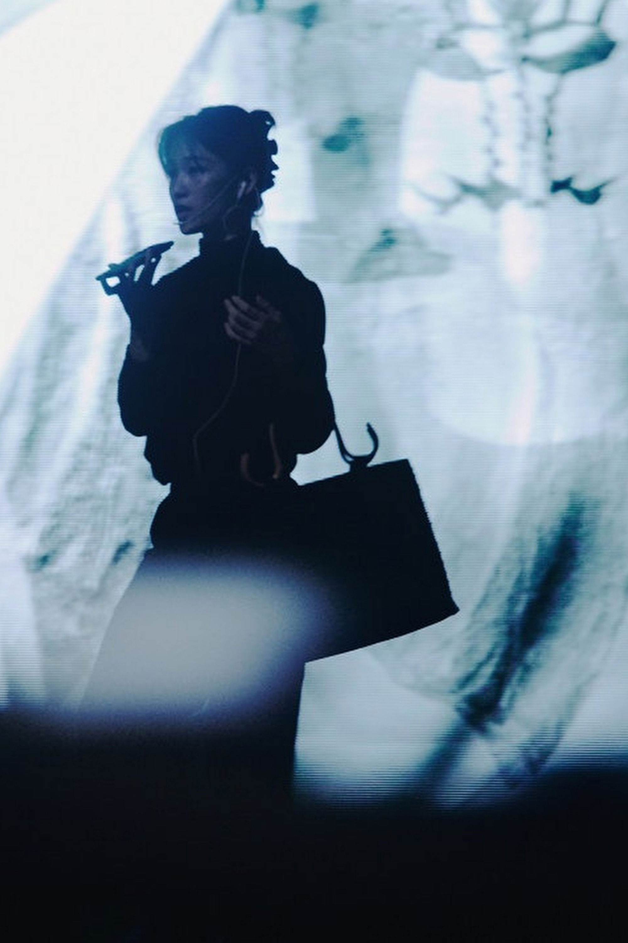 Park Ji-hyeon backdrop