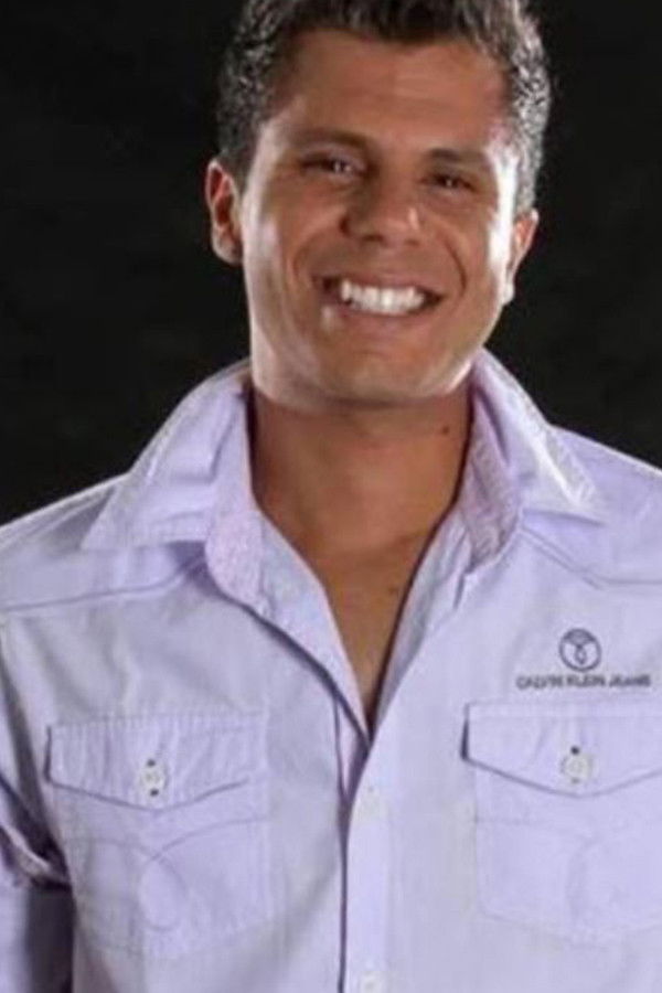 Marquinhos Pato backdrop