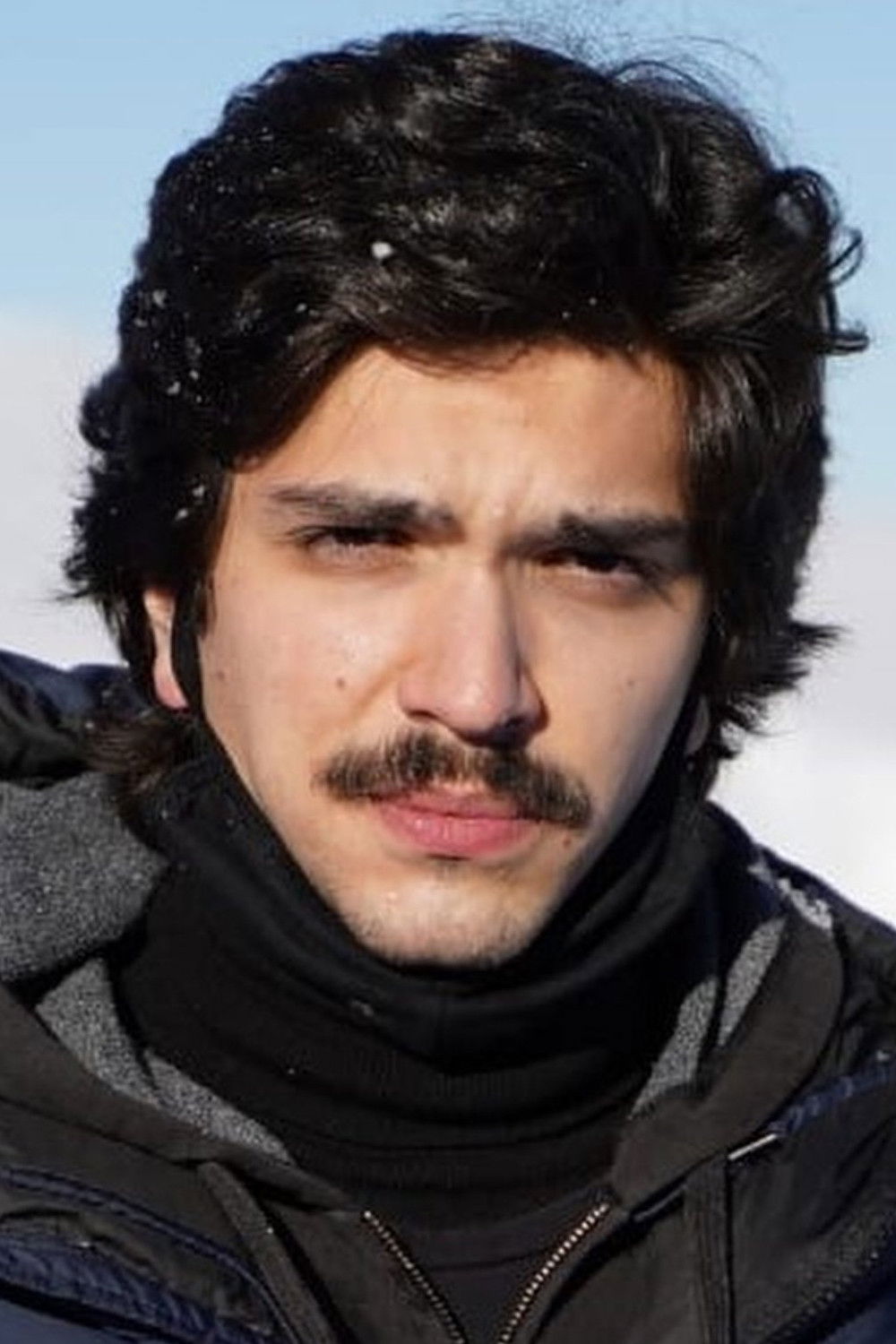 Henrique Linhales Rangel backdrop