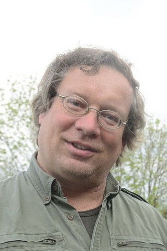 Robin Jähne backdrop