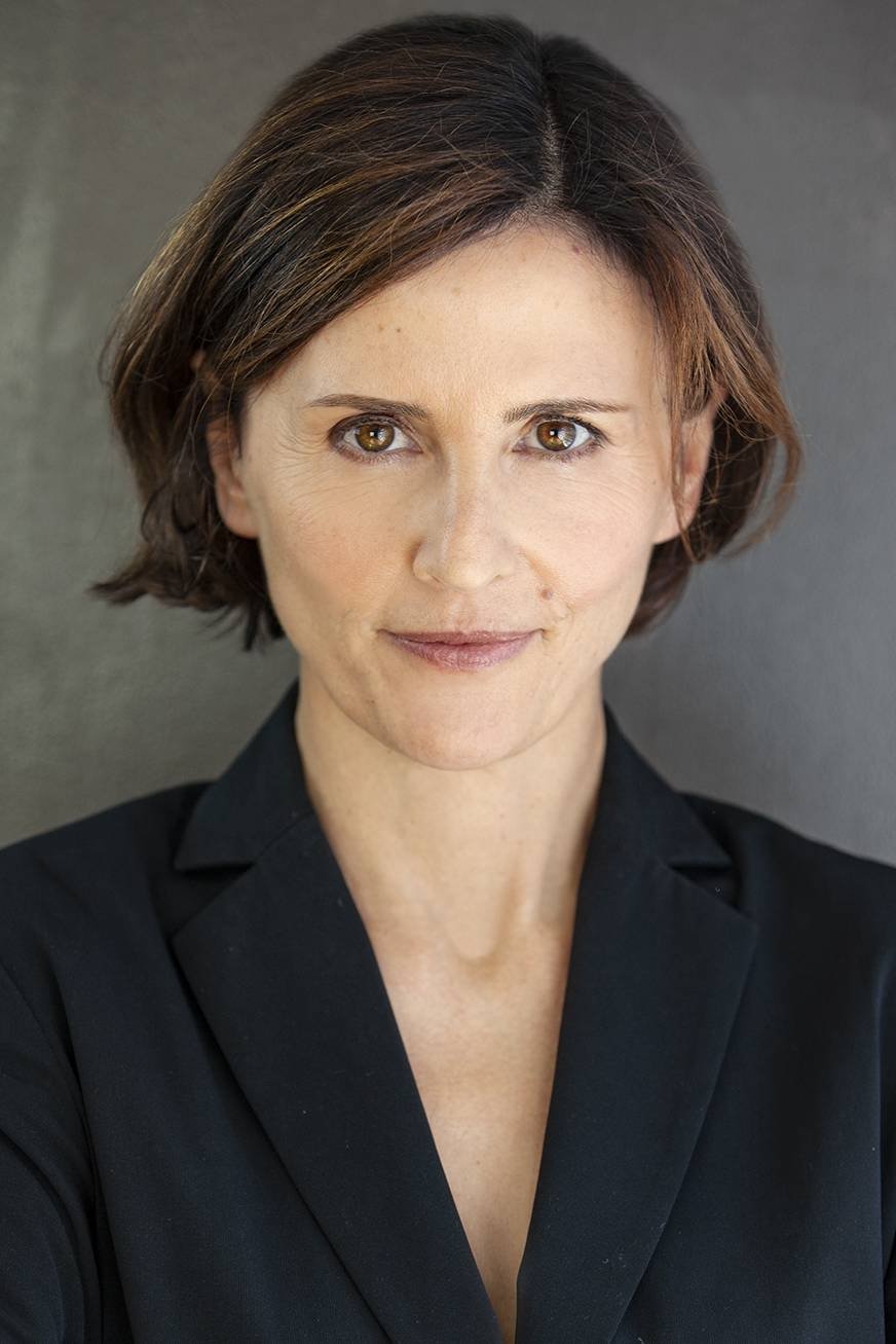 Anne Day-Jones backdrop