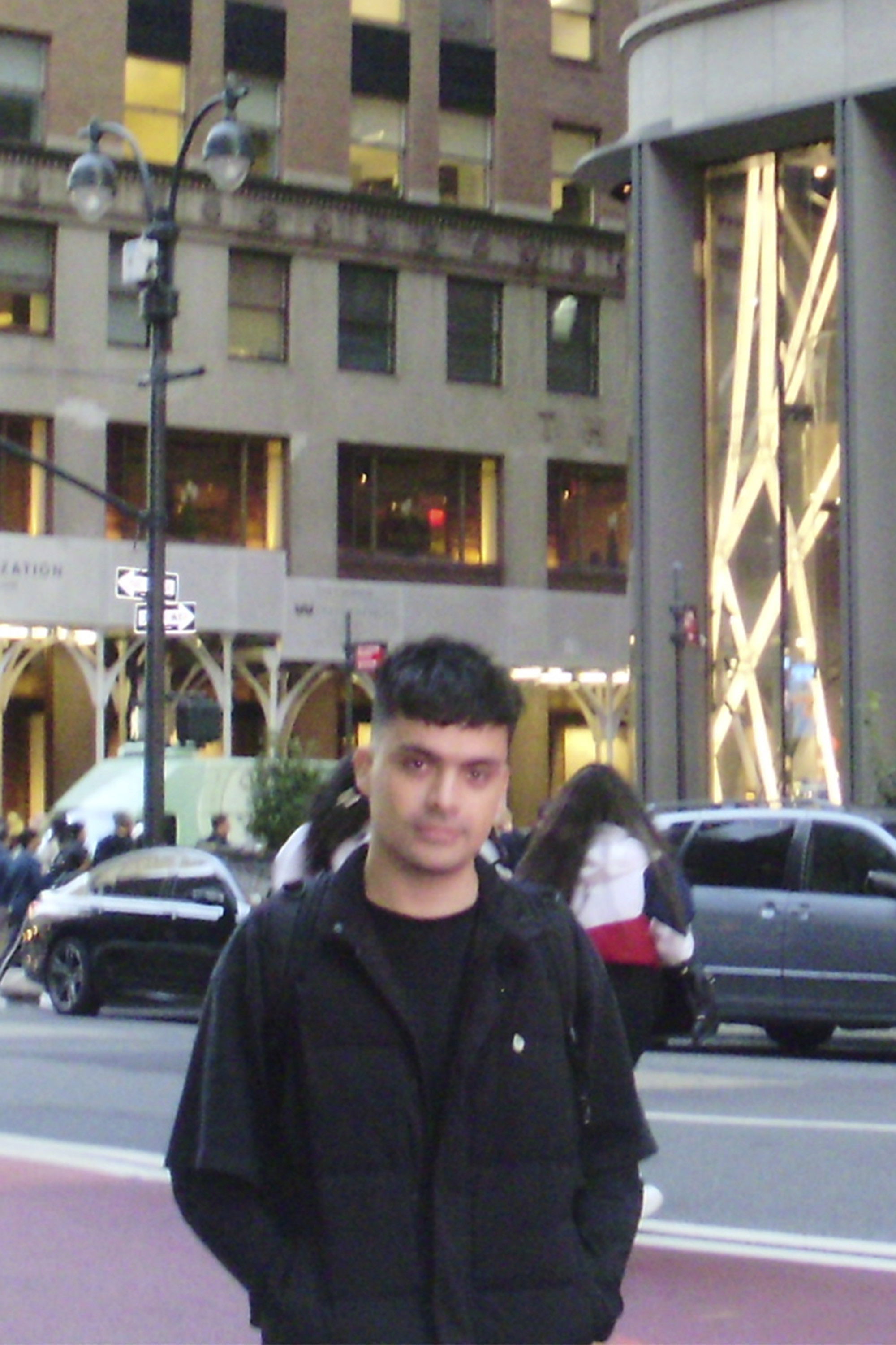 Juanma Ozan backdrop