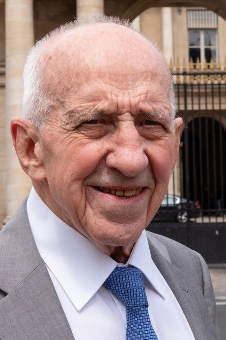 Anicet Le Pors backdrop