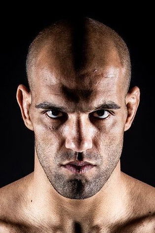 Maycon Mendonça backdrop