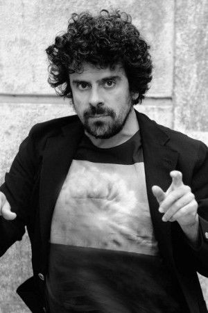 Javier Trigales backdrop