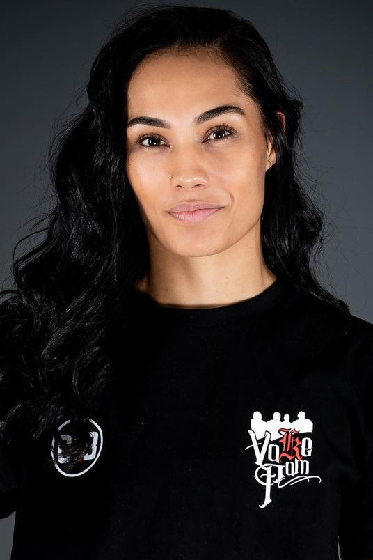 Janay Harding backdrop