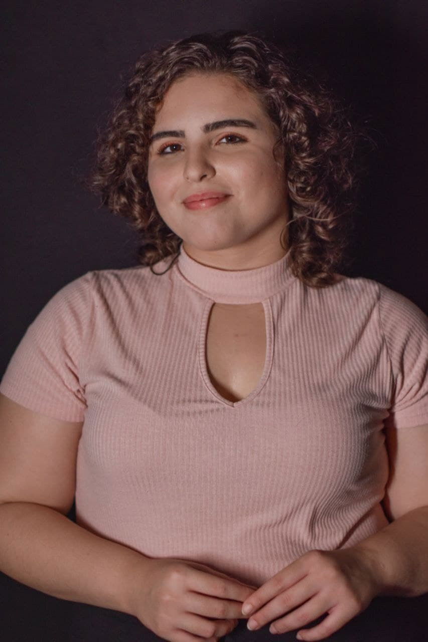 Moana Raquel backdrop