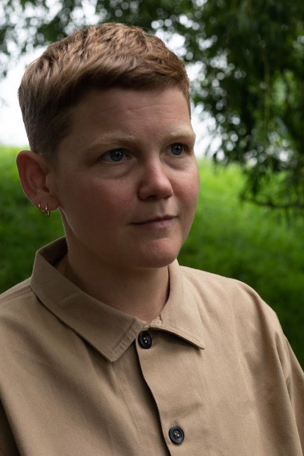 Kae Tempest backdrop