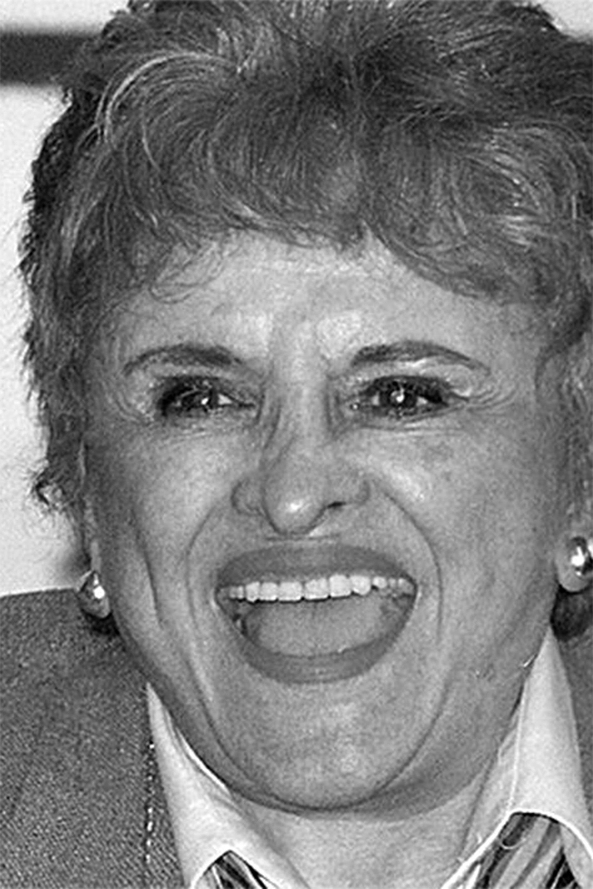 María Luisa Mendoza backdrop