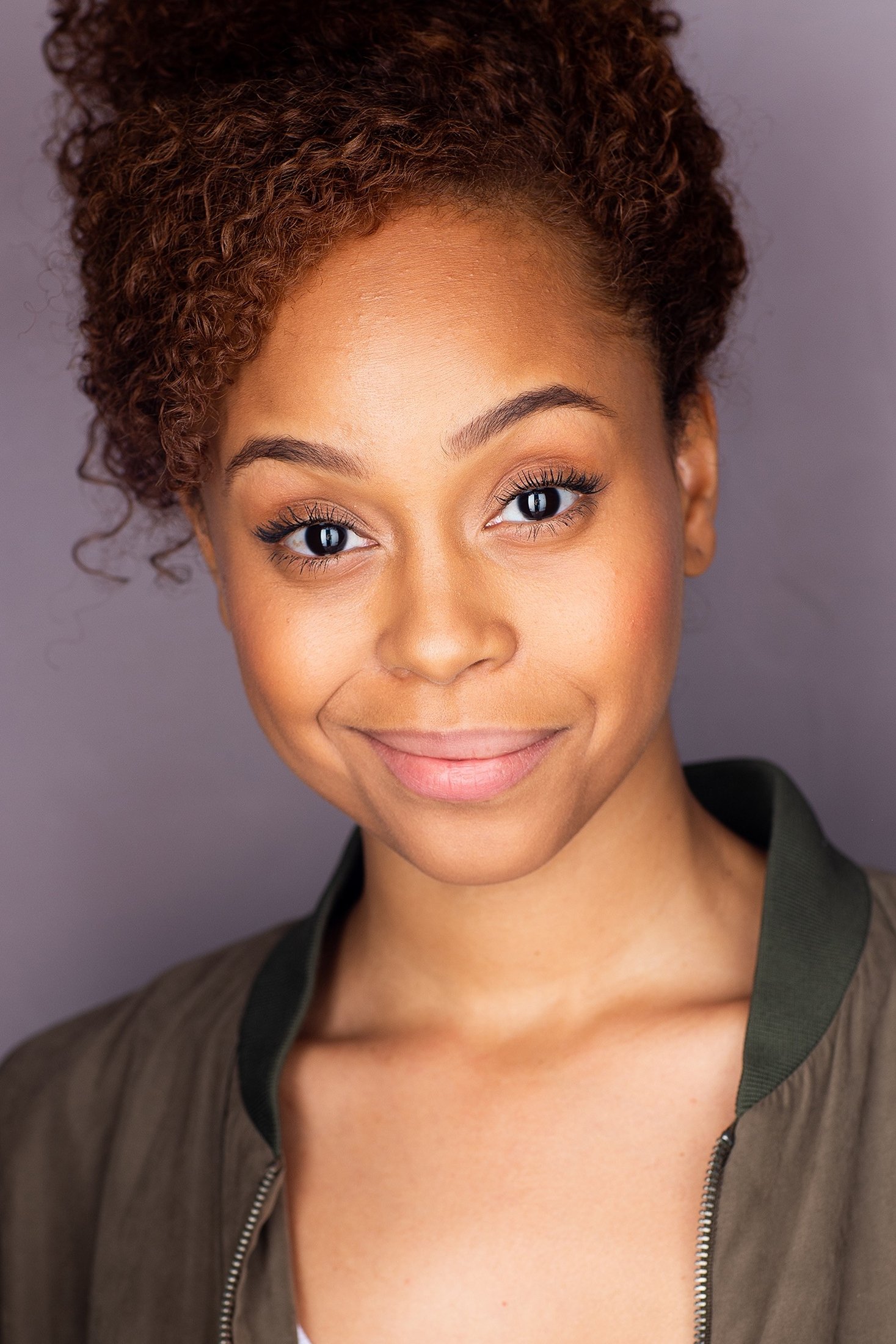 Amanda Debraux backdrop