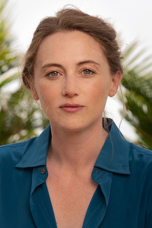 Julie Lecoustre backdrop