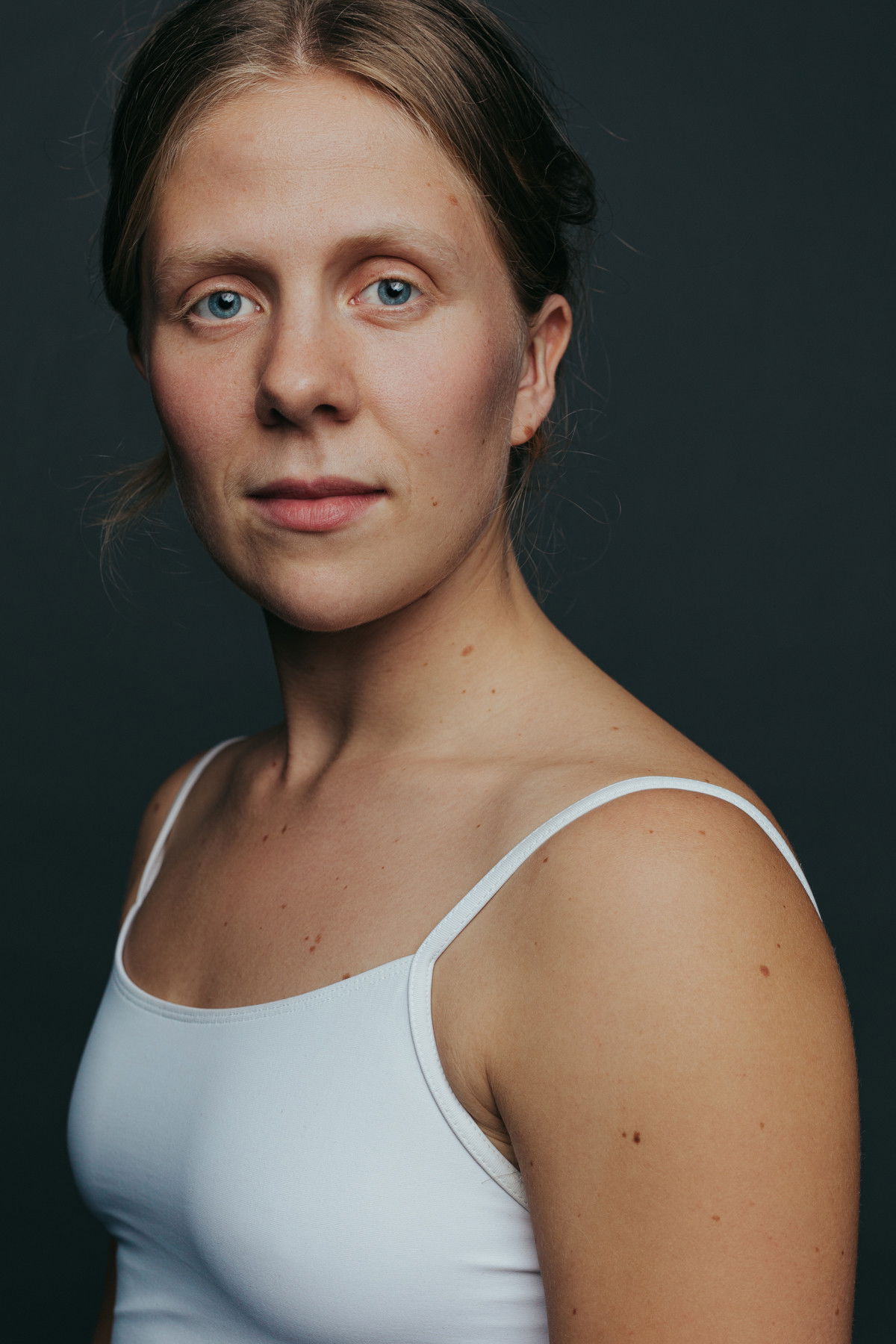 Josephine Grau backdrop