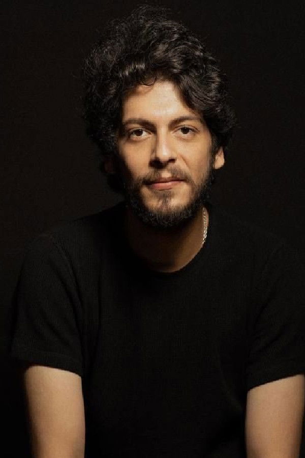 Mohsen Mansour backdrop