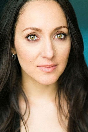 Jennifer Sanchez backdrop