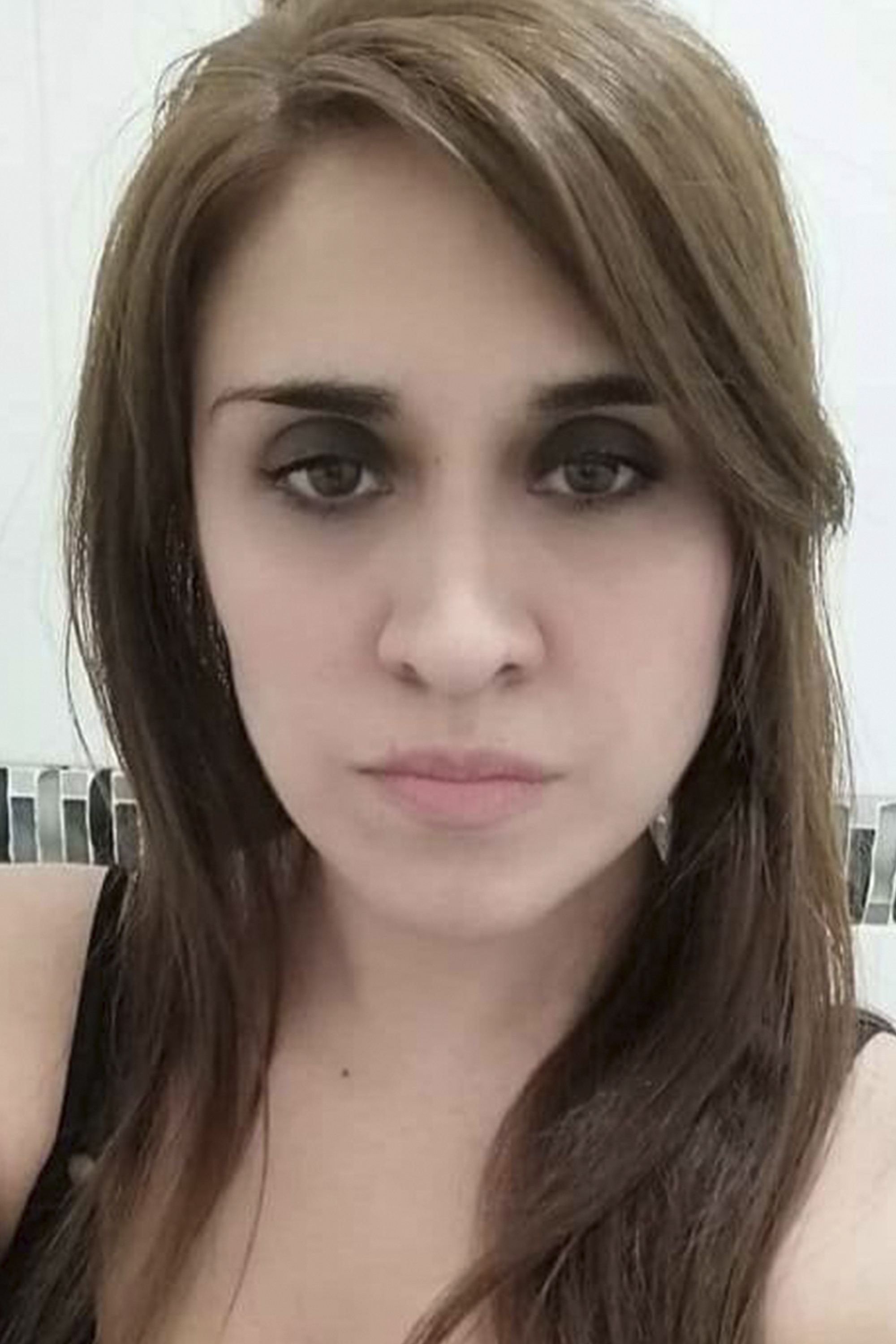 Verónica Torres backdrop