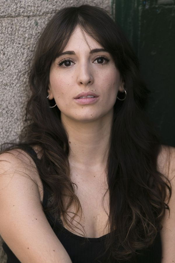 Ana Merchante backdrop