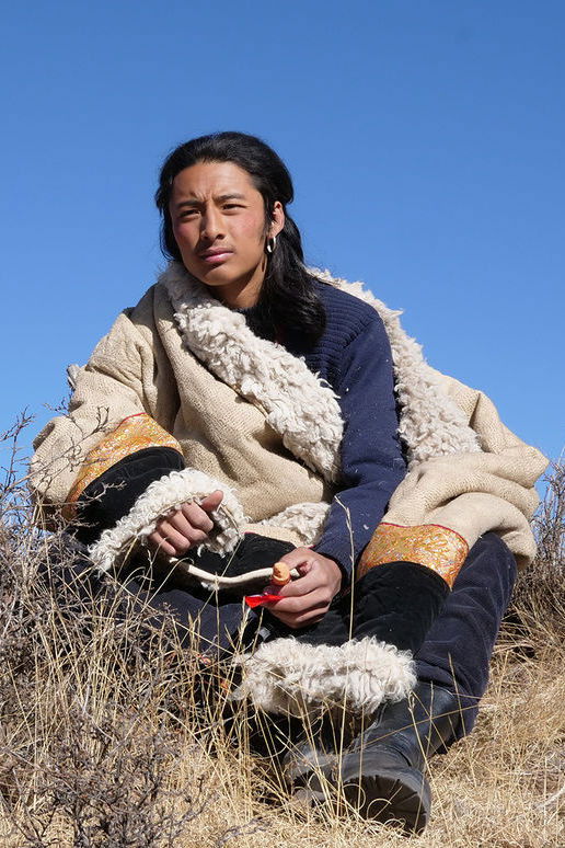 Damtin Tserang backdrop