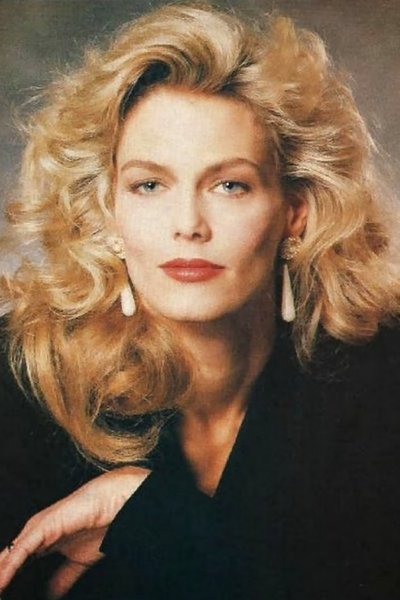 Nina Arvesen backdrop