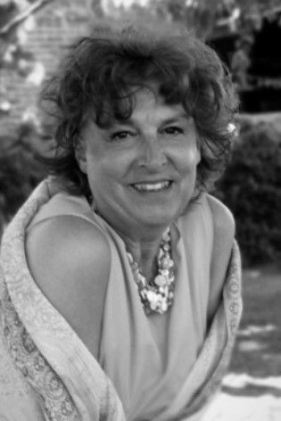 Suzanne Desrocher-Romero backdrop