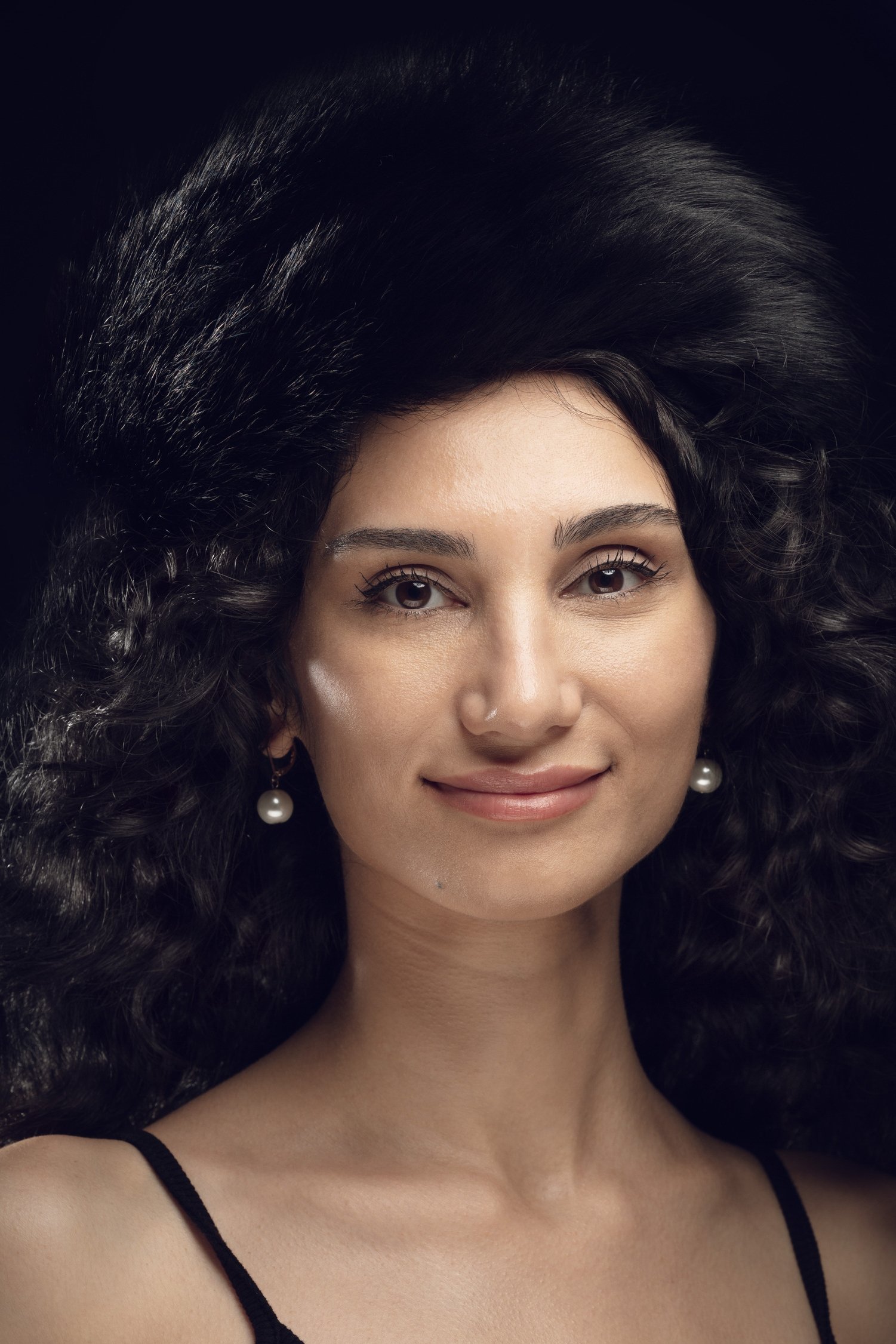 Damla Ersan backdrop