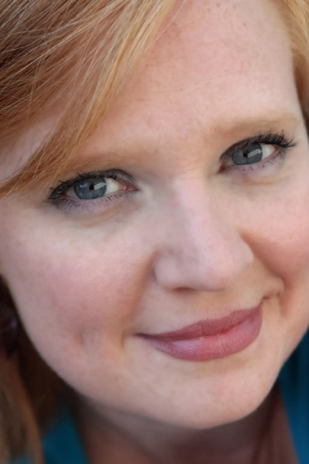 Sarah Mackie backdrop