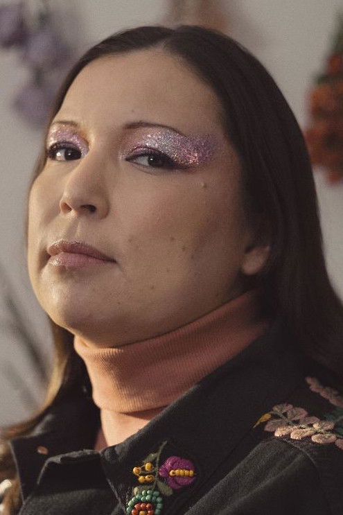 Laura Niquay backdrop