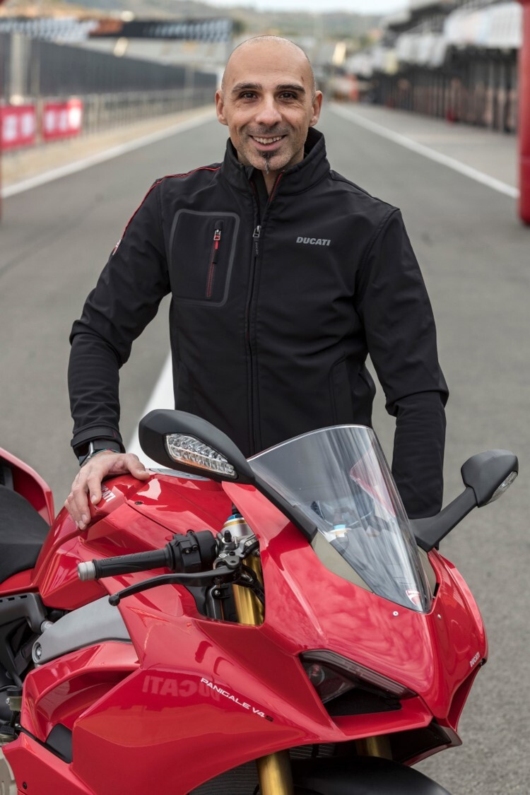 Alessandro Valia backdrop