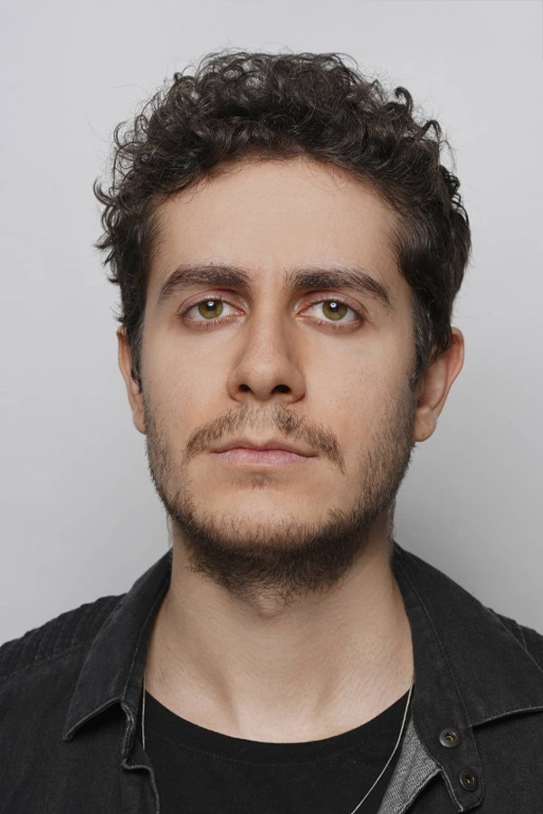 Gökay Türkmen backdrop