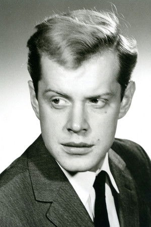 Mathias Henrikson backdrop