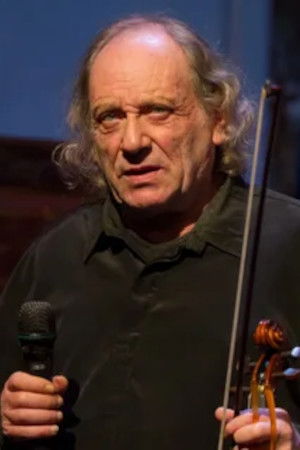 Mikhail Bezverhny backdrop