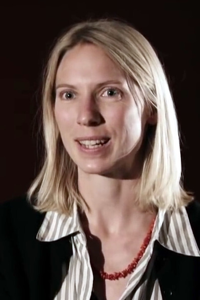 Svea Janzen backdrop