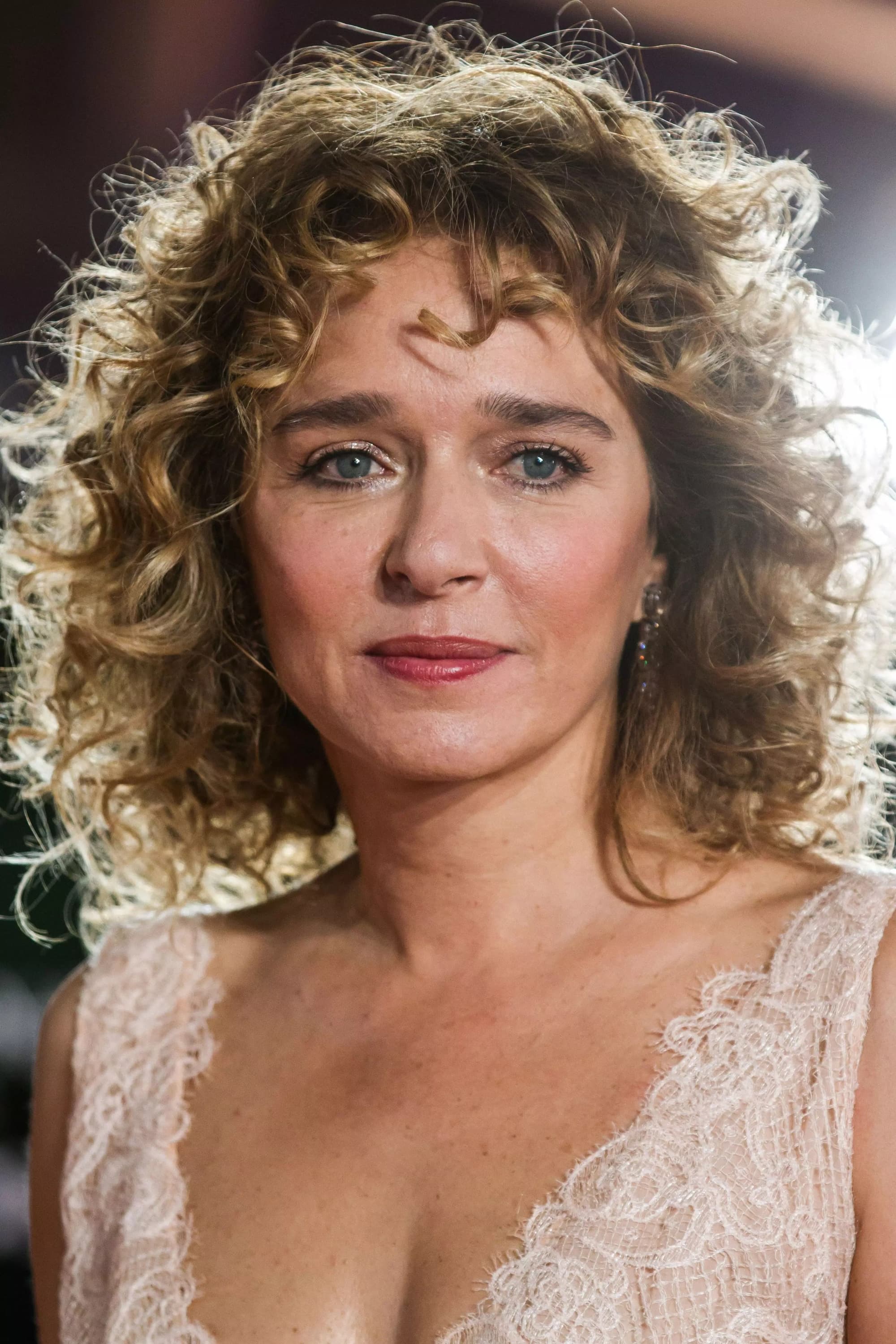Valeria Golino: Valeria Golino backdrop