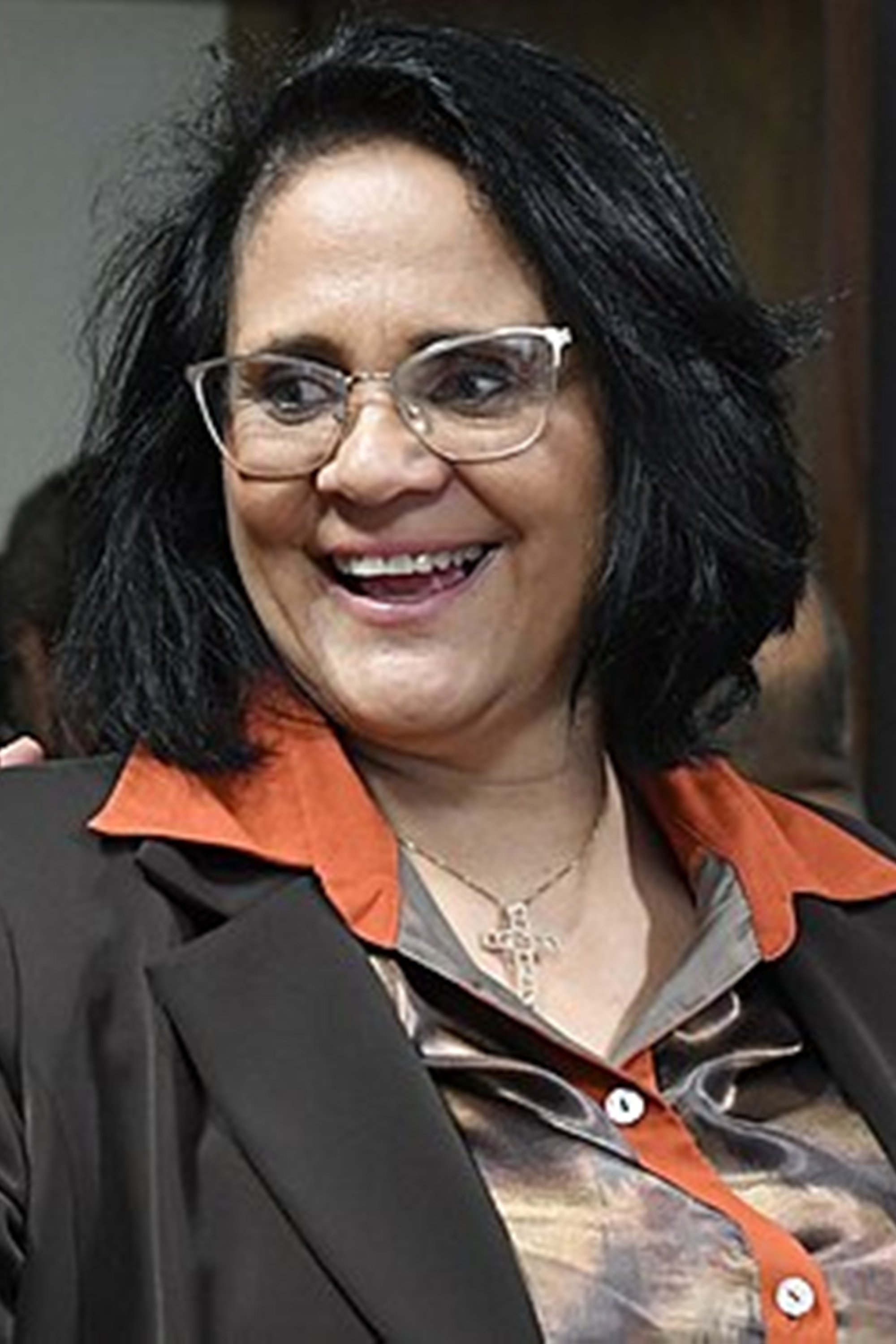 Damares Alves backdrop