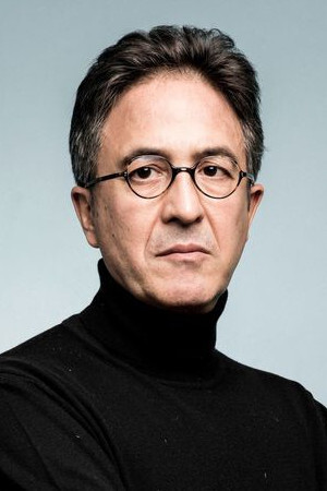 Aquilino Morelle backdrop