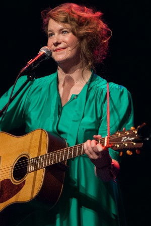 Kiki Schippers backdrop