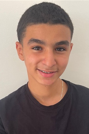 Louai El Amrousy backdrop