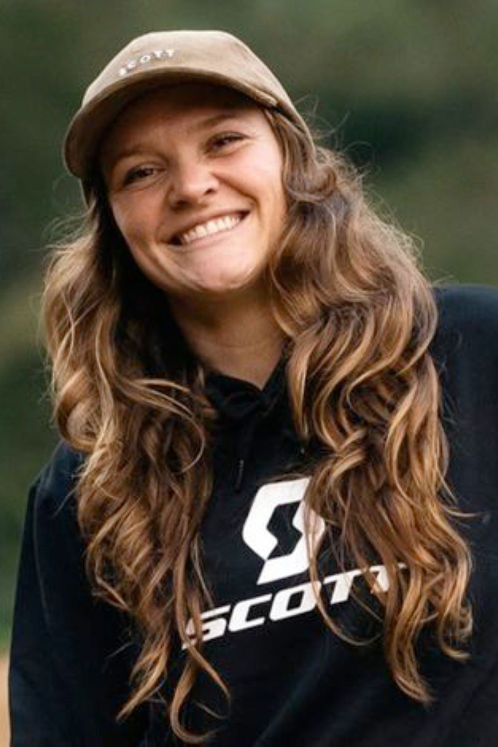 Vaea Verbeeck backdrop