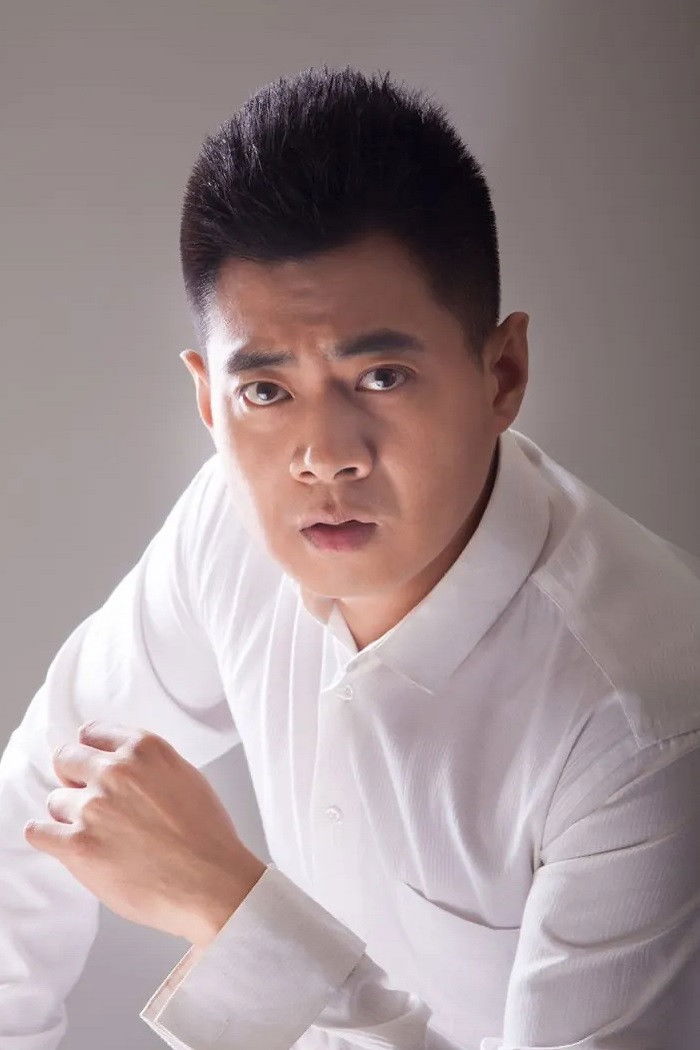 Chen Jianfei backdrop