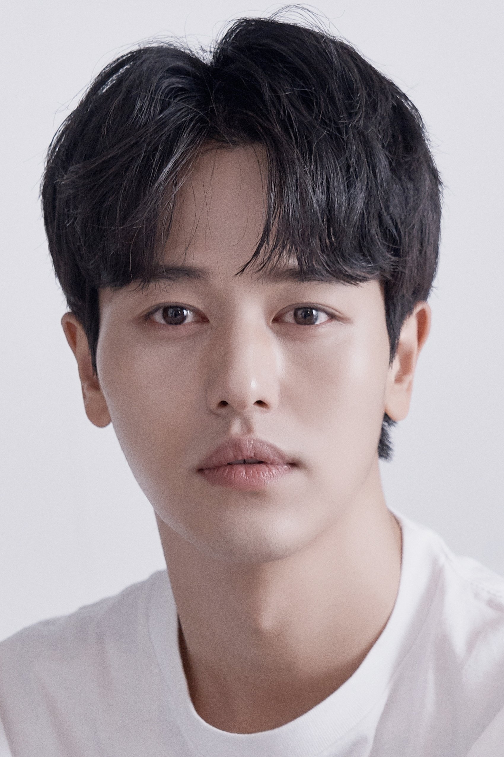 Lee Jung-hyoung backdrop