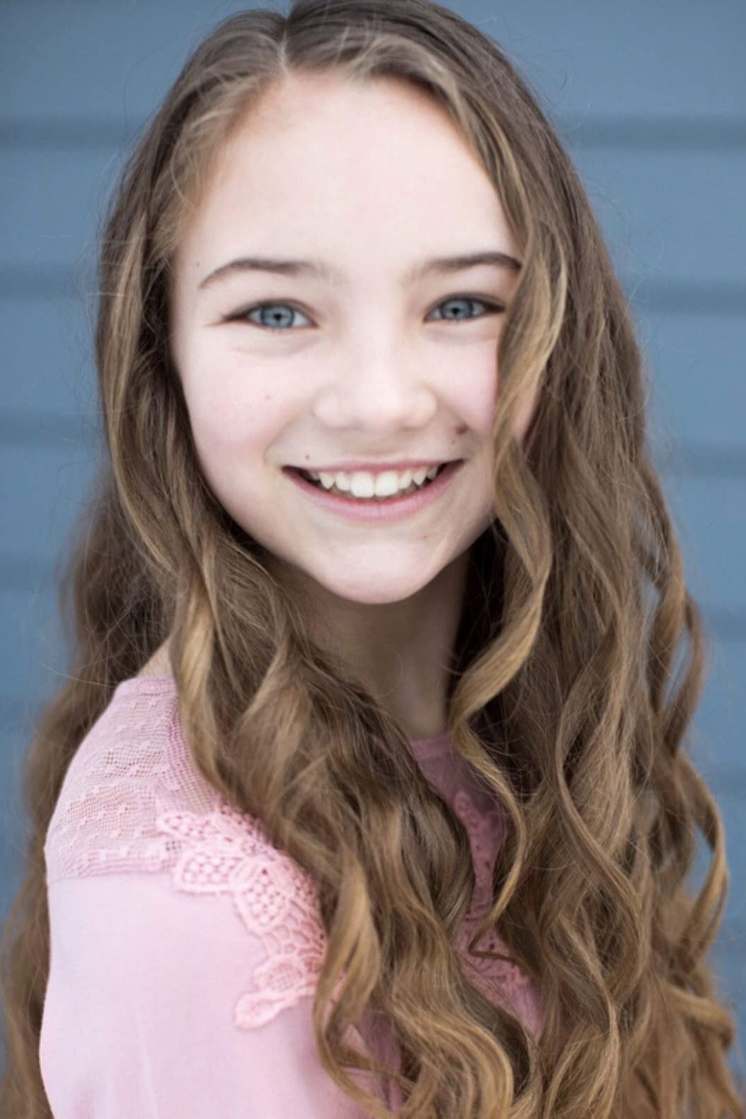 Sawyer Reed backdrop