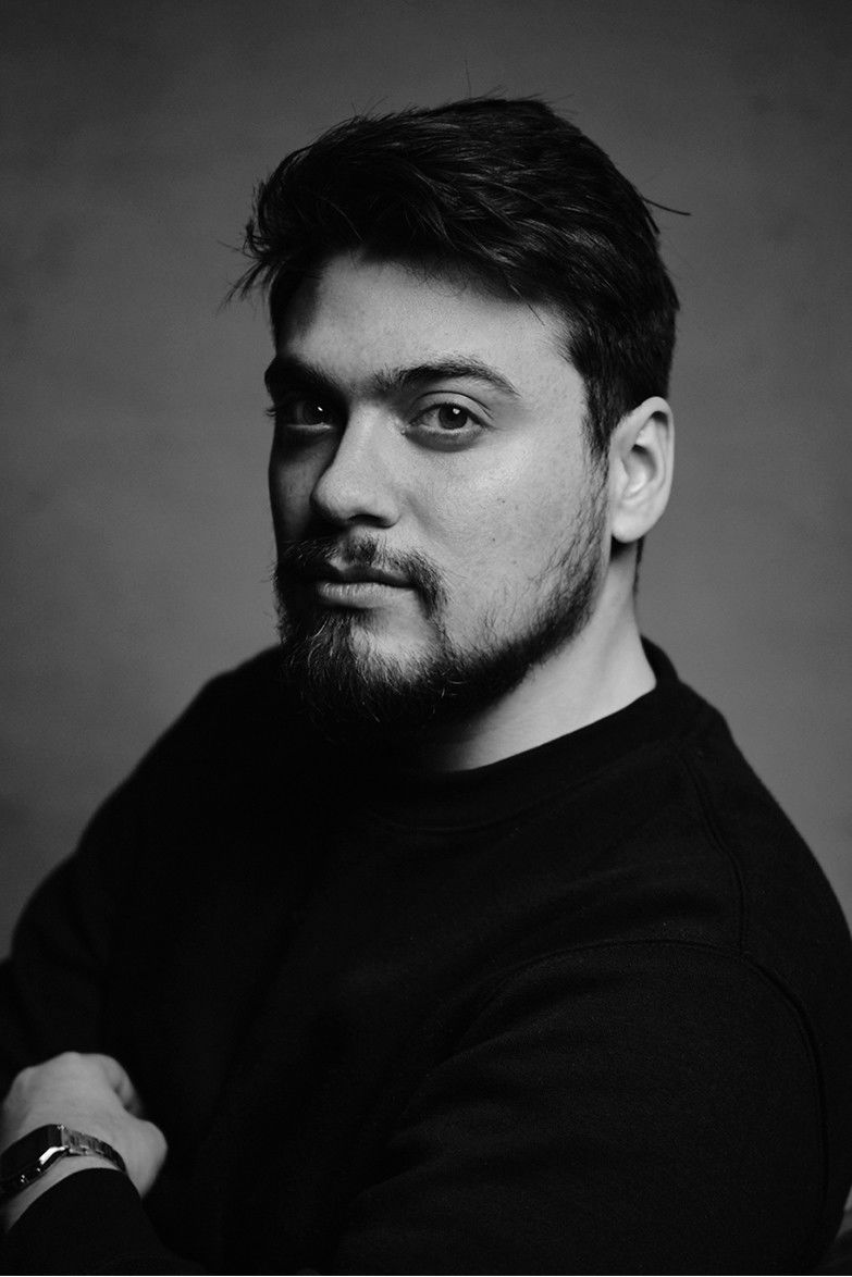 José Freitas backdrop