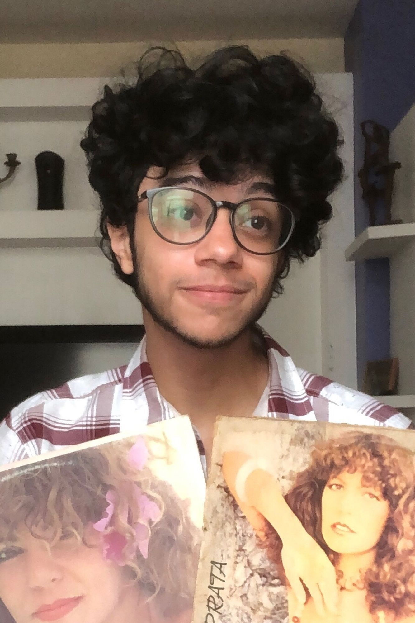 Rafael Salles backdrop