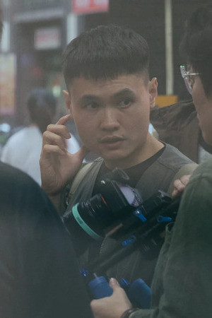 Teng Po-Cheng backdrop