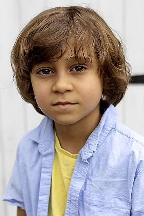 Bastian Antonio Fuentes backdrop