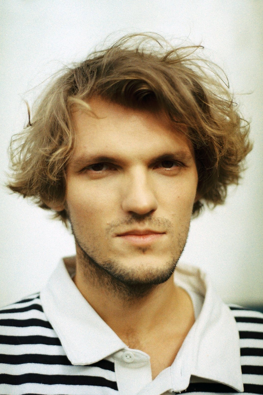 Jakub Guszkowski backdrop