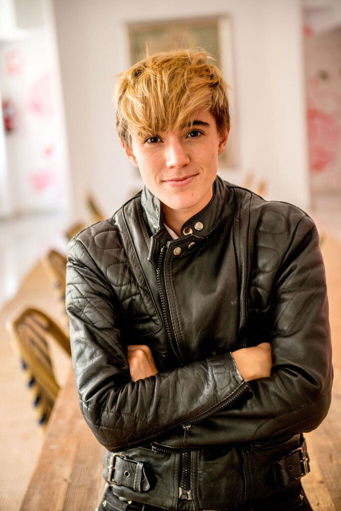 Álex Silleras backdrop