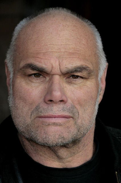 Ludger Burmann: Ludgër Burman backdrop