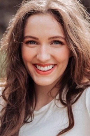 Jessamine Burgum backdrop